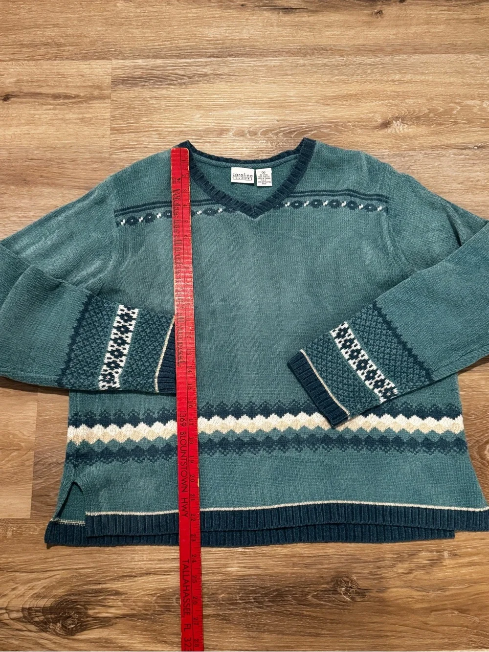 Vintage Carolina Colours Teal Patterned V-Neck Womens Sweater